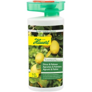 Concime per agrumi e palme Hauert, flacone da 250ml per piante sane.