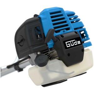 Gros plan : débroussailleuse Güde GFS 52.3 avec bloc moteur bleu et noir et réservoir transparent.