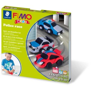 Kit de modelage Fimo Kids Police Race avec pâte à modeler pour voitures.
