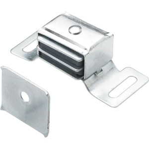 Hettich loqueteau magnétique zingué aluminium argent avec contre-plaque pour meubles. Fermeture robuste, 63x25,5x19,5 mm.
