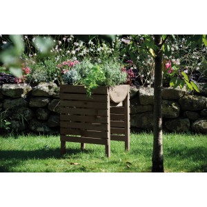 Aiuola rialzata in legno antracite con telo, ideale per erbe aromatiche e fiori in giardino o sul balcone.