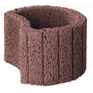 Petit anneau de plantation marron, 35x20 cm, en béton pour stabilisation de pente et aménagement jardin.