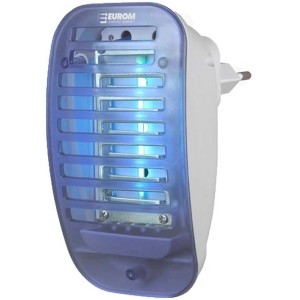 Spina antizanzare Fly Away Plug-in UV4 per il controllo degli insetti in casa.
