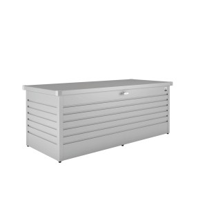 Box universale argento Freizeitbox 180 con serratura a cilindro con maniglia girevole.
