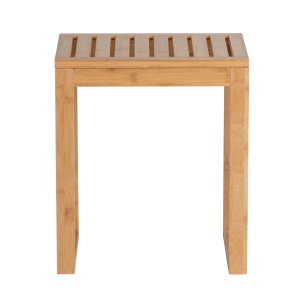 Tabouret de salle de bain WENKO Bambusa en bambou avec assise rectangulaire et pieds ouverts.