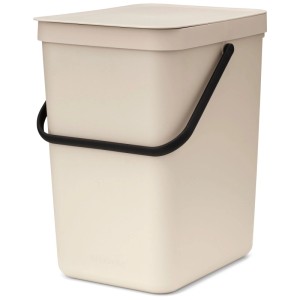 Brabantia Abfallbehälter Sort & Go, 25 l, Soft Beige, Kunststoff, mit Deckel und Tragegriff.