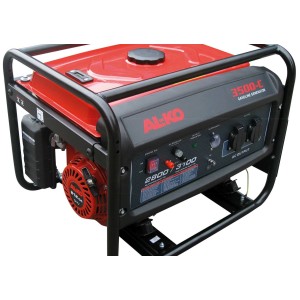 Groupe électrogène Al-Ko 3500-C : Groupe électrogène rouge robuste avec cadre noir et 2 prises.