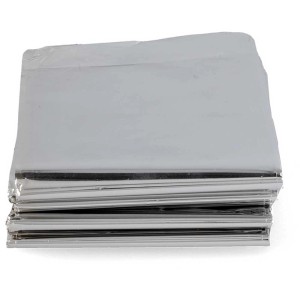 Coperta termica Cartrend, foglio argentato per proteggere da ipotermia e perdita di calore.
