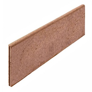 Bordure de pelouse en béton marron, arrondie, 30x100x5 cm, pour des bordures de pelouse et de parterres nettes.