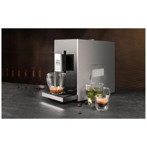 Macchina da caffè Trisa Crema One Touch argento con espresso e tè.