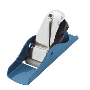 Rabot en métal LUX Classic, 135 mm, avec surface polie pour un travail du bois précis.