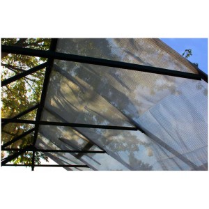 Telo ombreggiante Vitavia 183x183 cm per serra, polietilene, protegge dall'effetto lente d'ingrandimento.