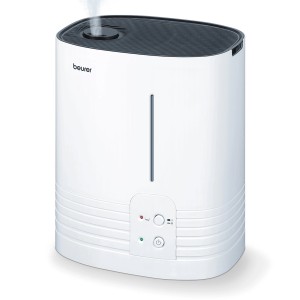 Humidificateur d'air Beurer LB 55 blanc avec technologie d'évaporation et vapeur s'échappant.