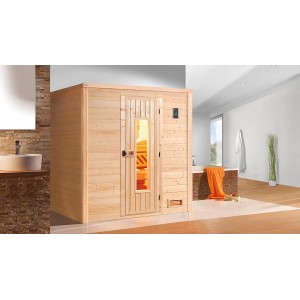 Sauna en bois massif Weka Bergen avec porte en bois et poêle dans une salle de bain moderne.