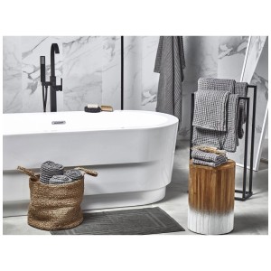 Ensemble de serviettes Beliani Areora, 11 pièces, coton gris dans salle de bain moderne.