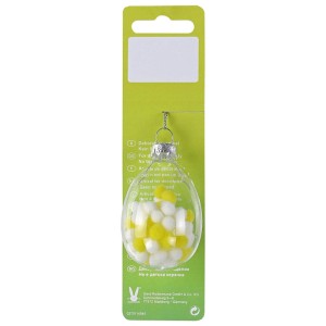 Decorazione pasquale: uovo di vetro da appendere, 6 cm, riempito con palline decorative bianche e gialle.