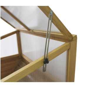 Serra da balcone per letto rialzato VegTrug piccolo, telaio in legno con finestra aperta.