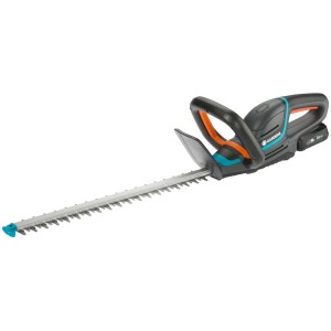 Taille-haie sans fil Gardena ComfortCut 50/18V avec batterie et chargeur.