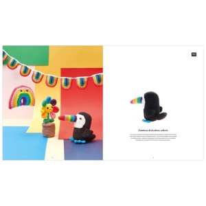 Rico Design Ricorumi Rainbow magazine (français) avec des modèles de crochet pour des figurines colorées comme l'arc-en-ciel et le toucan.