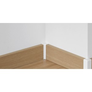 Weiße Parador Innenecke Typ 2 für Laminat/Parkett Sockelleisten SL 3/6/18.