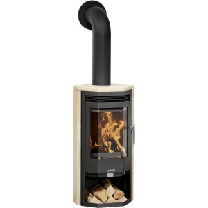 Poêle à bois Justus Usedom 5D en grès, 5kW, avec bûches dans le compartiment de rangement.