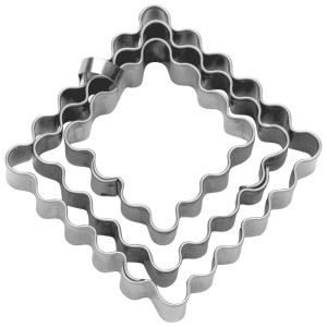 3-tlg. Ausstecher Set, gewellte Quadrate aus Edelstahl, 5/6/7,5cm², Küchenhelfer.