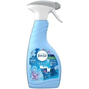 Febreze Spray Tessuti Lenor Fresco Primaverile 500ml, per rimuovere gli odori e rinfrescare i tessuti.