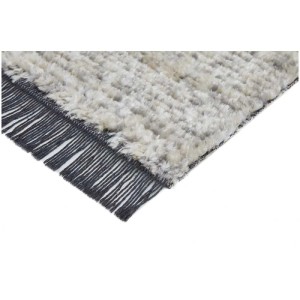 Dettaglio: Tappeto beige-grigio Ovada (80x150 cm) con frange. Tappeto moderno a pelo alto.