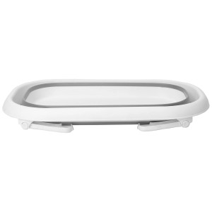 Baignoire pliante pour bébé Rotho 2go, peu encombrante et facile à ranger.