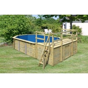 Set piscina in legno Karibu con terrazza solarium e due terrazze angolari in giardino.