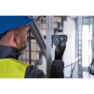 Bosch Professional GLM 50-25 G Laser-Entfernungsmesser im Einsatz auf der Baustelle.