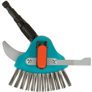Gardena Combisystem 3in1 pulisci fughe con coltello, staffa e spazzola per la rimozione delle erbacce.