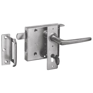 Serratura Pletscher per porte in legno con cilindro Kaba, cassa in ottone e maniglia in alluminio.