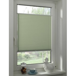 Tenda plissettata Gardinia EasyFix Greta verde menta, 90x130 cm, montata sulla finestra.