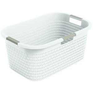 Cesto portabiancheria bianco Rotho Country (40 l) con struttura in rattan e maniglie.