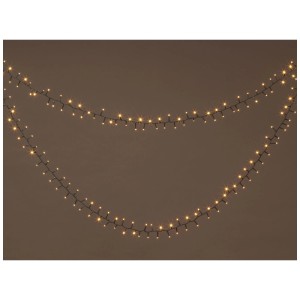 Guirlande lumineuse LED OBI avec 400 LED blanc chaud, drapée, pour terrasses et jardins. Crée une ambiance chaleureuse.