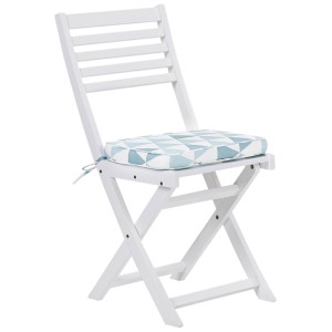 Sedia da balcone in legno bianco con cuscino blu e bianco del set mobili da balcone Beliani Fiji.