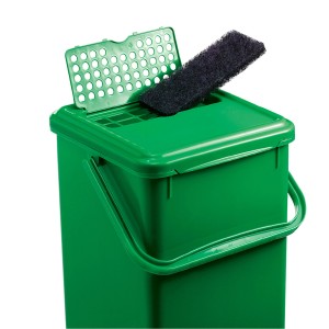 Grüner Rotho Komposteimer mit Ersatzfilter zur Geruchsneutralisierung.