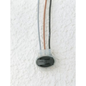 Connecteur de câble Gardena 24V pour raccord étanche des câbles d'irrigation.
