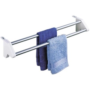 HEIZKÖRPERTROCKNER Twin, larghezza 59cm, con due asciugamani blu e azzurro.
