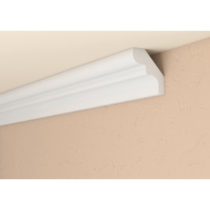 Corniche décorative Decosa XZL06 en polystyrène blanc, montée au mur et au plafond.