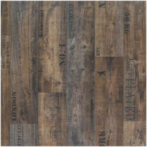 Revêtement de sol CV Memphis aspect parquet à lames, marron avec inscriptions, largeur 3 m.
