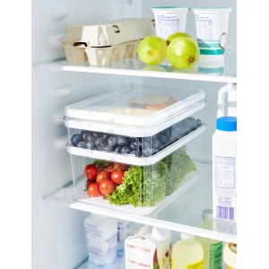 Organizzatore frigo Rotho Cauma 2,6 l, bianco, pieno di cibo nel frigorifero.