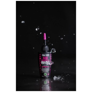 Muc-Off Kettenöl All Weather Lube 50ml Flasche, spritzwassergeschützt, für Fahrradpflege.