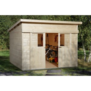 Casetta con porta scorrevole Weka 225 in legno naturale, con porta scorrevole aperta e vista interna.