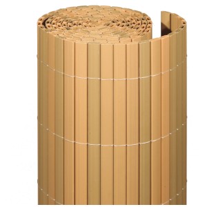 Tappeto Rügen in plastica marrone chiaro arrotolato 180x300 cm come schermo per la privacy del balcone.
