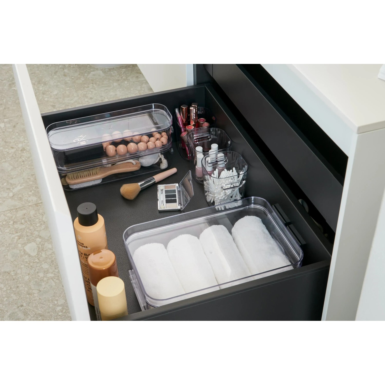 Boîte De Rangement Transparente 24 Litres Avec Couvercle Papillon Et Poign Es Boîte De Rangement Transparente 24 Litres Avec Couvercle Papillon Et Poign Es