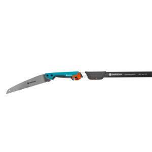 Gardena combisystem scie de jardin 300 PP avec manche bleu et noir et lame de scie en détail.