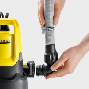 Kärcher SP 11.000 Dirt pompe pour eaux chargées avec raccord de tuyau en détail.