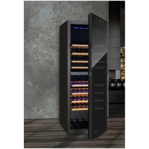 Cave à vin Trisa avec double zone, porte droite, 191 l, avec étagères en bois et éclairage LED.